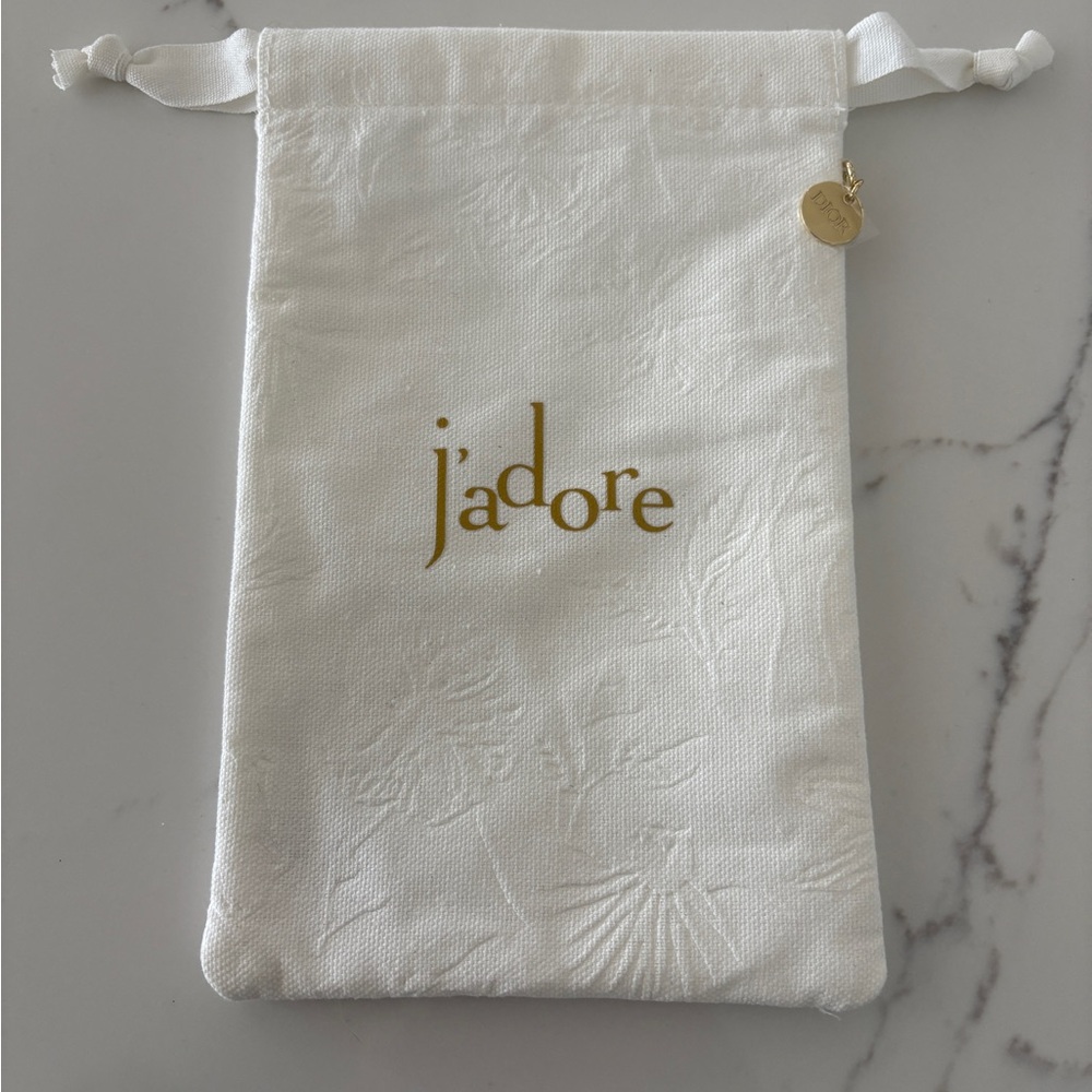 J'adore White Drawstring Pouch